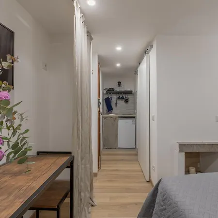 Guesthost - Comfy X2 - Trastevere District! * Рим